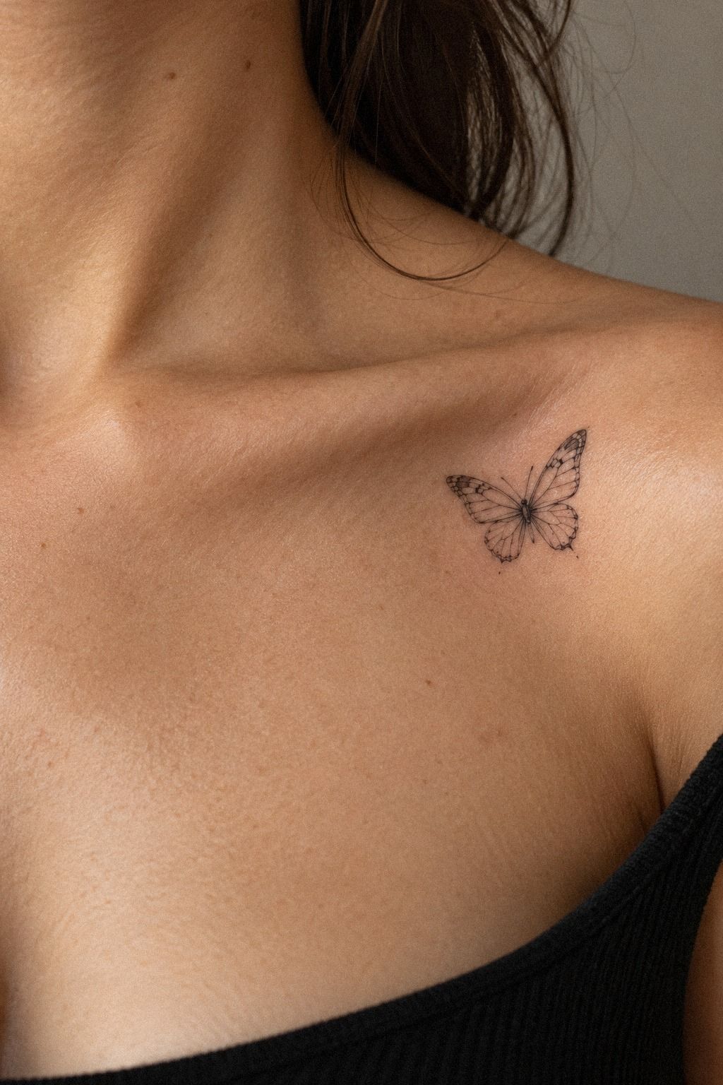 How Should a Butterfly Sit on the Shoulder Blade?