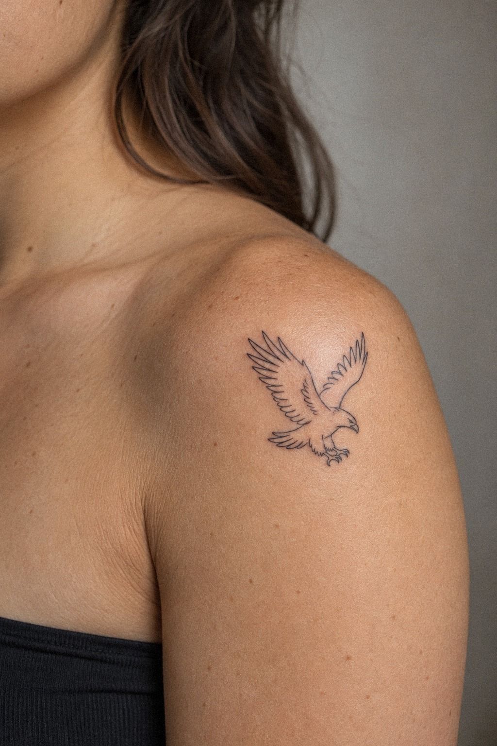 The Three-Line Rule for a Geometric Shoulder Eagle